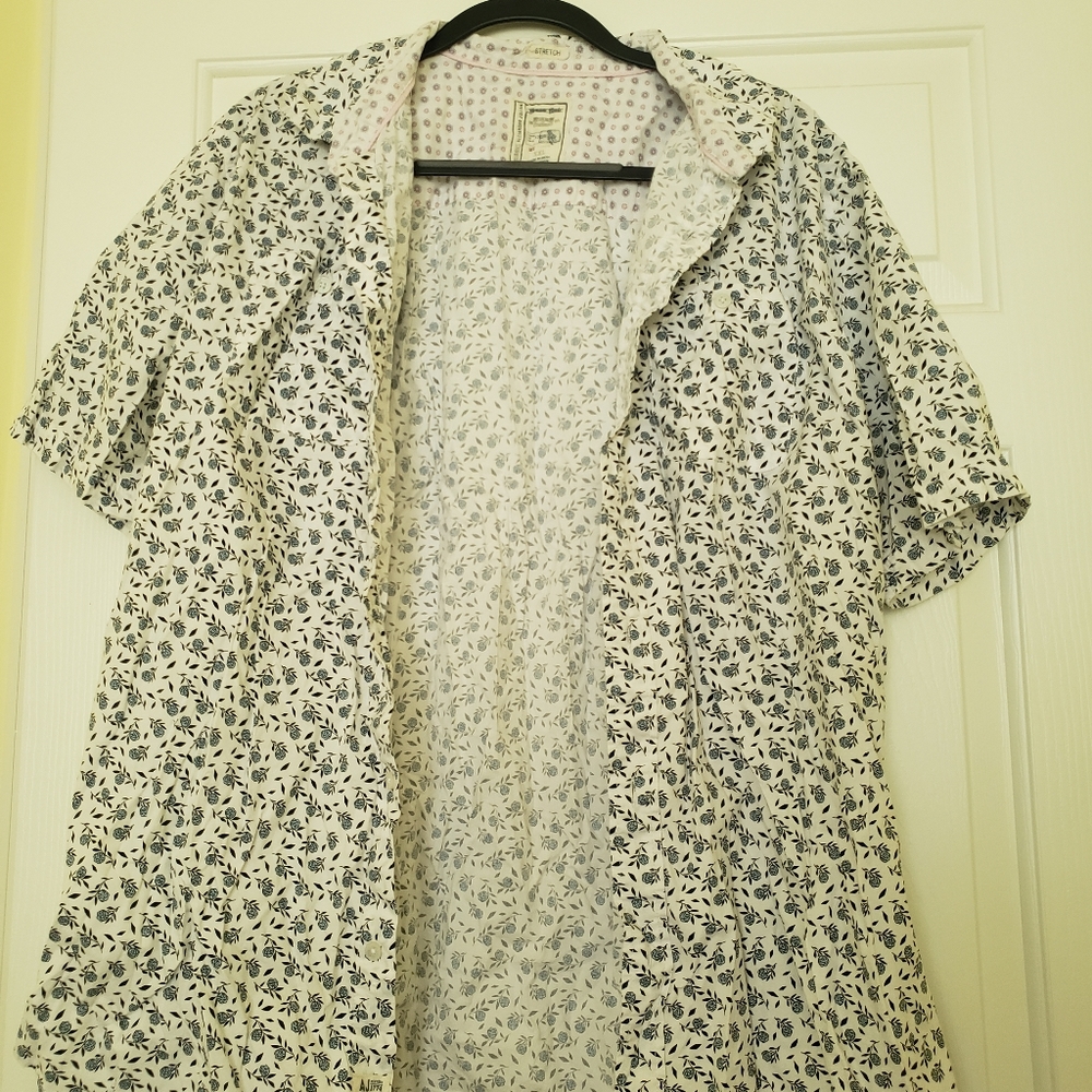 Floral print button up